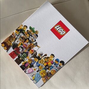 LEGO Character Three Ding Binder‎